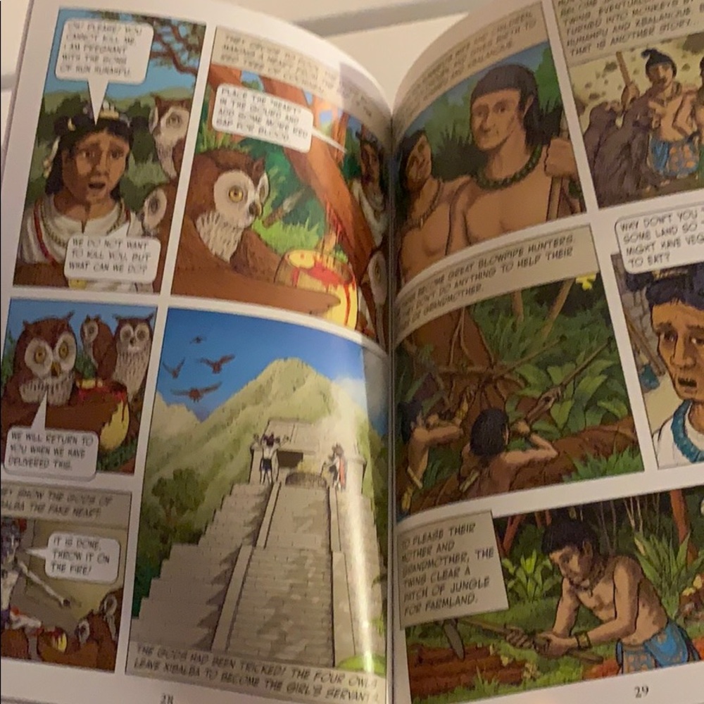 Graphic History Mesoamerican myths illustrated mythology latin america - Picture 4 of 8